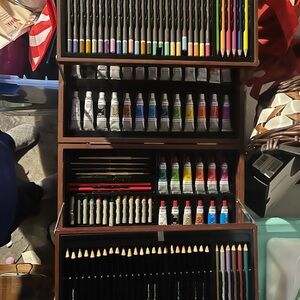 Deluxe Art Set with Pencils and Paints